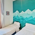 Apartman Of 3 In The Area Near To The Center Of *