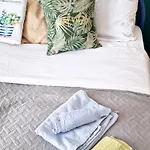 Apartman Of 3 In The Area Near To The Center Of *