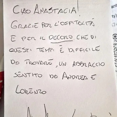 Of 3 In The Area Near To The Center Of