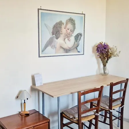 Of 3 In The Area Near To The Center Of * بيرودجا