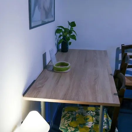Of 3 In The Area Near To The Center Of Apartament *