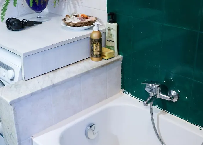 Of 3 In The Area Near To The Center Of Perugia