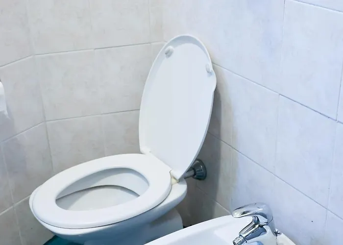 Of 3 In The Area Near To The Center Of * Perugia